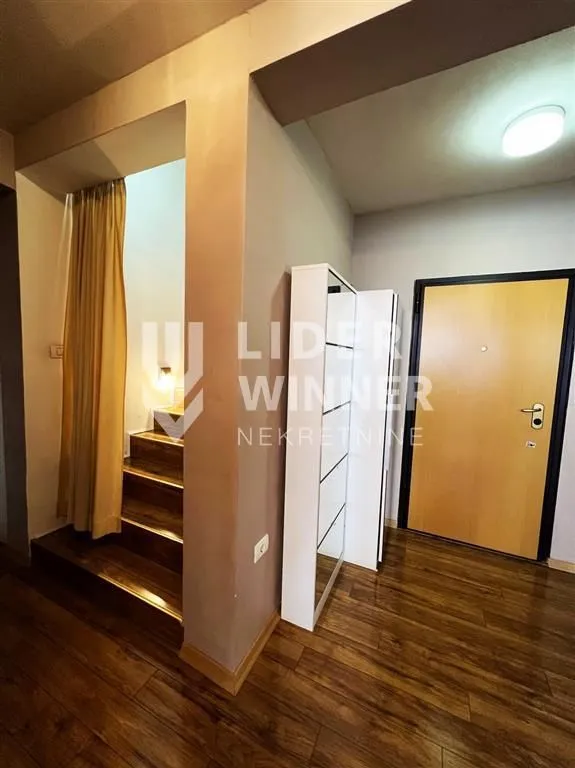 Sale, four bedroom apartment, 118m², Vračar Hram, Vračar Sve Podlokacije