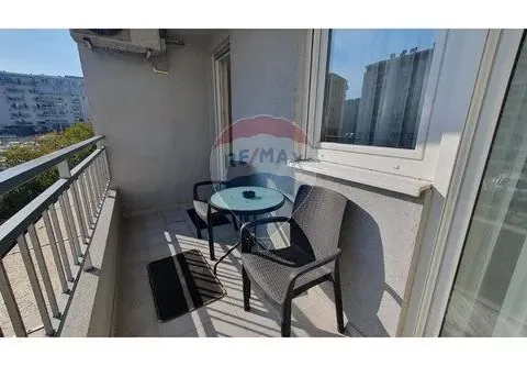 Izdavanje, dvosoban stan, 65m², Stari Aerodrom, Podgorica - image 4