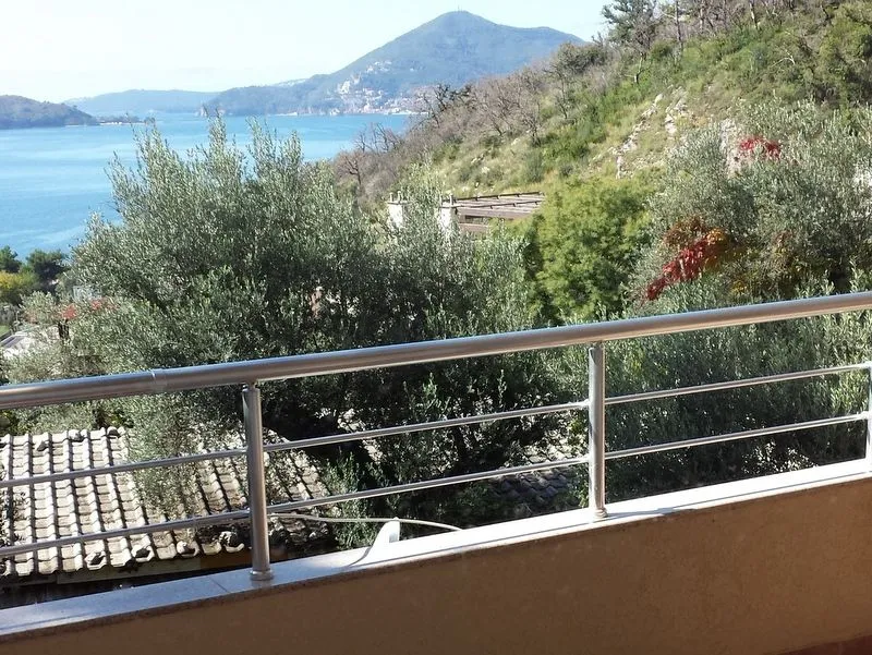 Prodaja, stan, 136m², Pržno, Budva