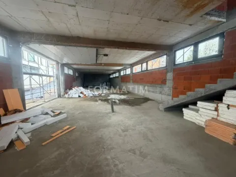 Rent, office space, 600m², Mali Mokri Lug, Zvezdara Sve Podlokacije - image 4