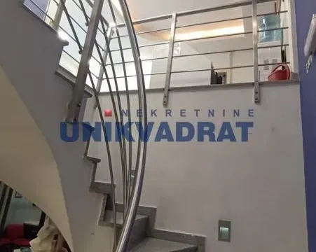 Rent, office space, 180m², Đeram Pijaca, Beograd - image 11