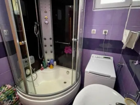 Izdavanje, dvosoban stan, 70m², Zagorič, Podgorica - image 7