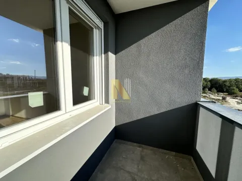 Izdavanje, jednosoban stan, 42m², Avijatičarsko naselje, Novi Sad Sve Podlokacije - image 9