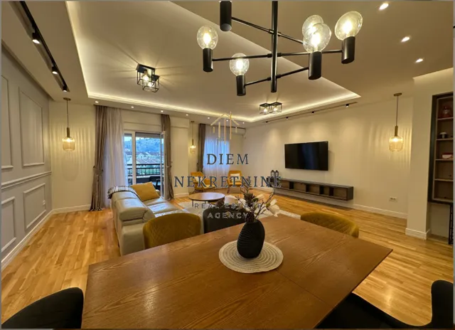 Izdavanje, dvosoban stan, 102m², Zabjelo, Podgorica