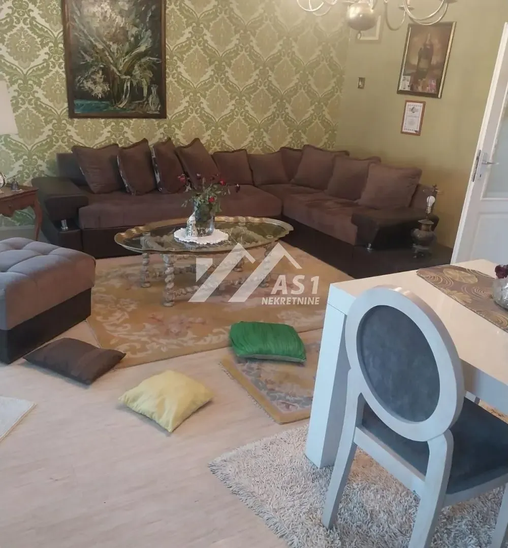 Izdavanje, kuća, 180m², Čerević, Beočin