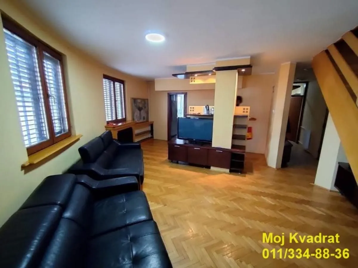 Izdavanje, četvorosoban stan, 160m², Palata Pravde, Beograd