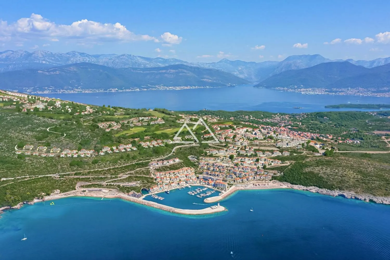 Prodaja, dvosoban stan, 94m², Luštica Bay, Tivat