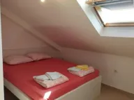 Izdavanje, kuća, 170m², Kostanjica, Kotor - image 23