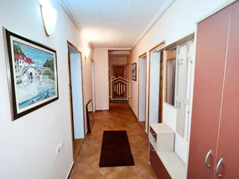 Rent, three bedroom apartment, 130m², Zabjelo, Podgorica - image 12