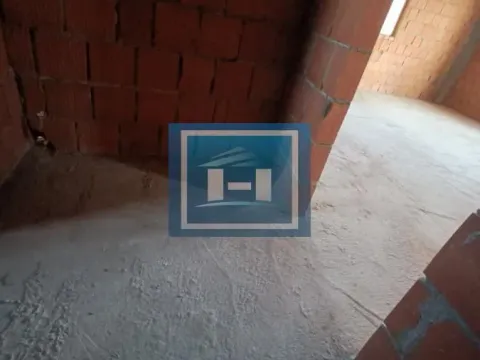 Prodaja, četvorosoban stan, 146m², Centar, Jagodina - image 9