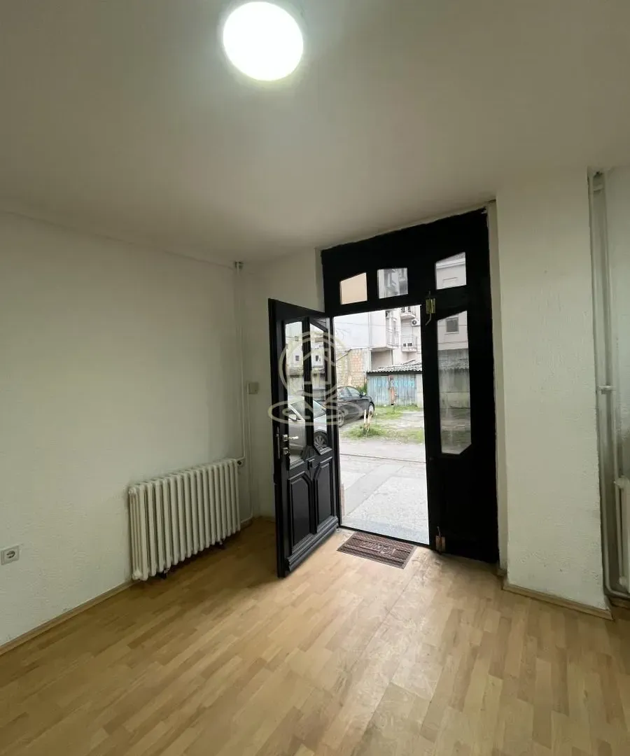 Rent, office space, 75m², Centar, Novi Sad