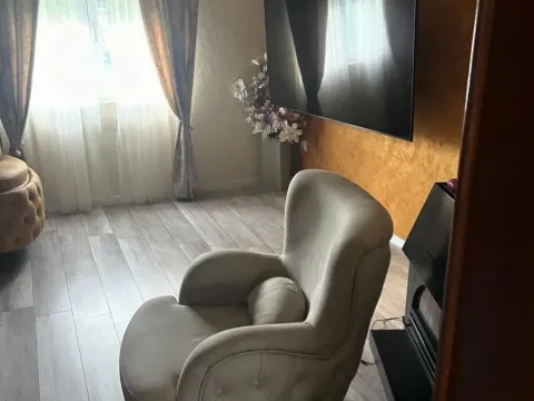 Sale, house, 191m², Tološi, Podgorica - image 12