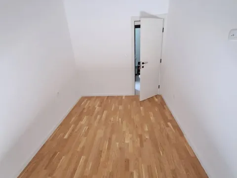 Izdavanje, jednosoban stan, 41m², Stari Aerodrom, Podgorica - image 5