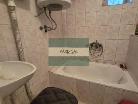 Prodaja, kuća, 280m², Majur, Jagodina - image 16