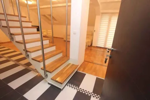Prodaja, ugostiteljski objekat, 1000m², Budva, Crna Gora - image 23