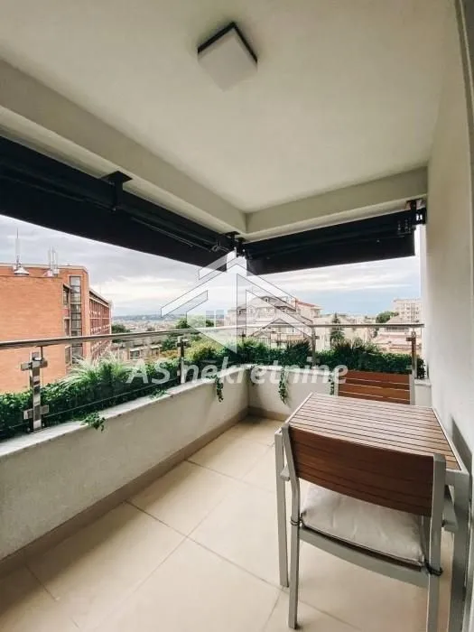 Izdavanje, trosoban stan, 68m², Čubura, Beograd