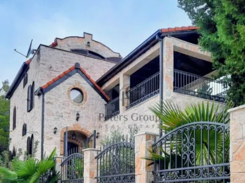 Prodaja, kuća, 183m², Sutomore, Bar