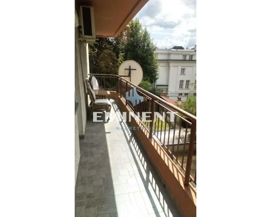 Prodaja, stan, 80m², Autokomanda, Voždovac Sve Podlokacije