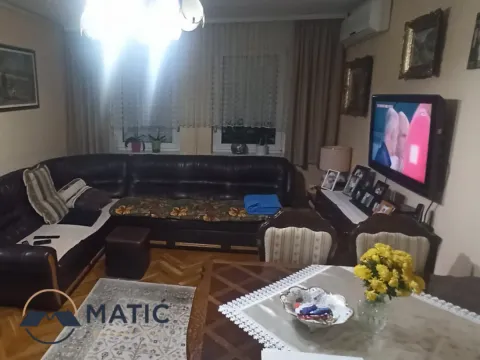 Sale, three bedroom apartment, 77m², Novo naselje, Novi Sad