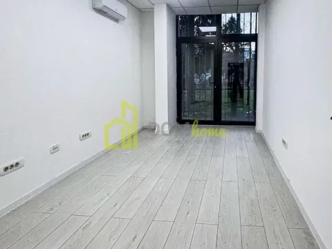 Sale, office space, 294m², Blok 5, Podgorica - image 4