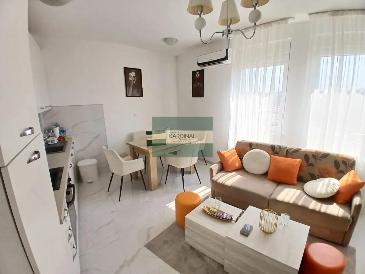 Prodaja, trosoban stan, 49m², Aqua park, Jagodina