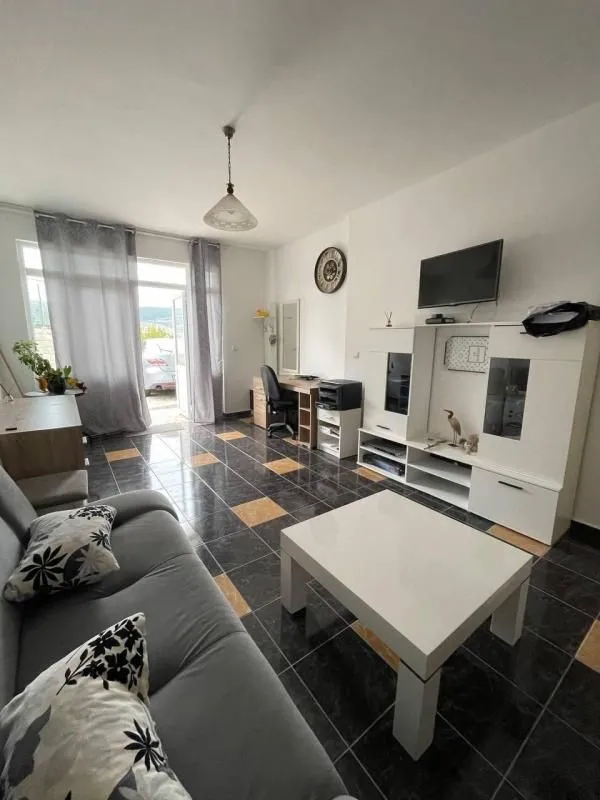 Prodaja, jednosoban stan, 48m², Topla, Herceg Novi