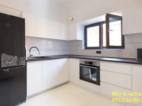 Izdavanje, trosoban stan, 84m², Senjak, Beograd - image 6