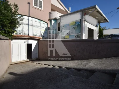 Izdavanje, poslovni prostor, 300m², Zagorič, Podgorica - image 12