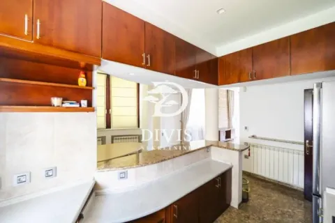 Izdavanje, kuća, 270m², Voždovac Sve Podlokacije, Beograd - image 6