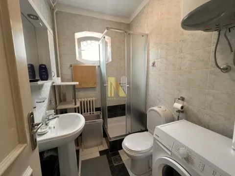 Prodaja, četvorosoban stan, 103m², Stari grad, Novi Sad - image 18