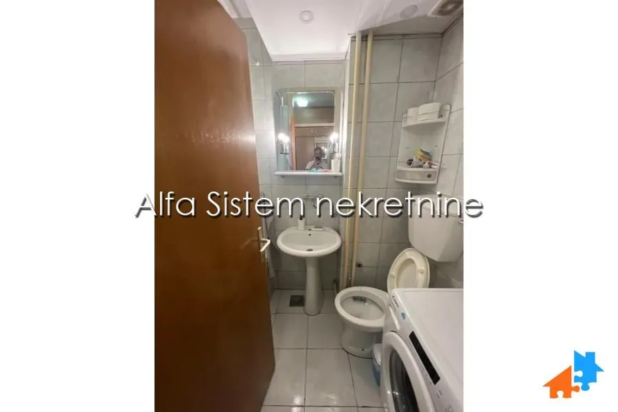 Rent, apartment, 40m², Južni Bulevar, Vračar Sve Podlokacije