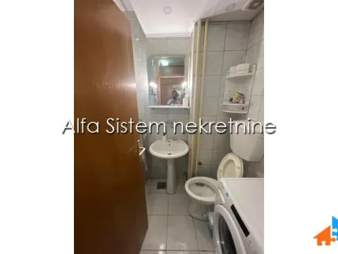 Rent, apartment, 40m², Južni Bulevar, Vračar Sve Podlokacije - image 9