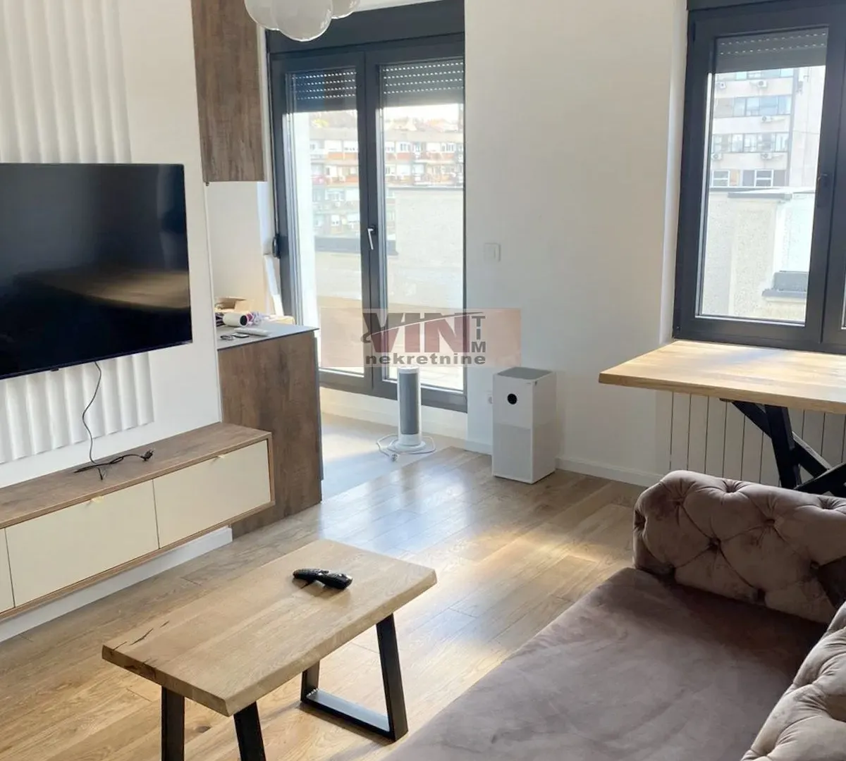 Izdavanje, dvosoban stan, 45m², Altina, Beograd