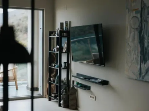 Sale, two bedroom apartment, 62m², Petrovac, Budva - image 10