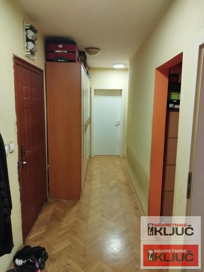 Prodaja, trosoban stan, 83m², Nova Detelinara, Novi Sad Sve Podlokacije