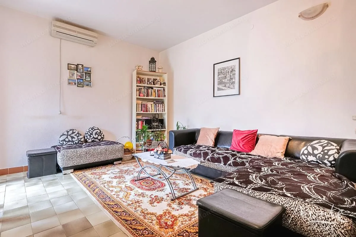 Prodaja, kuća, 250m², Dobrota, Kotor