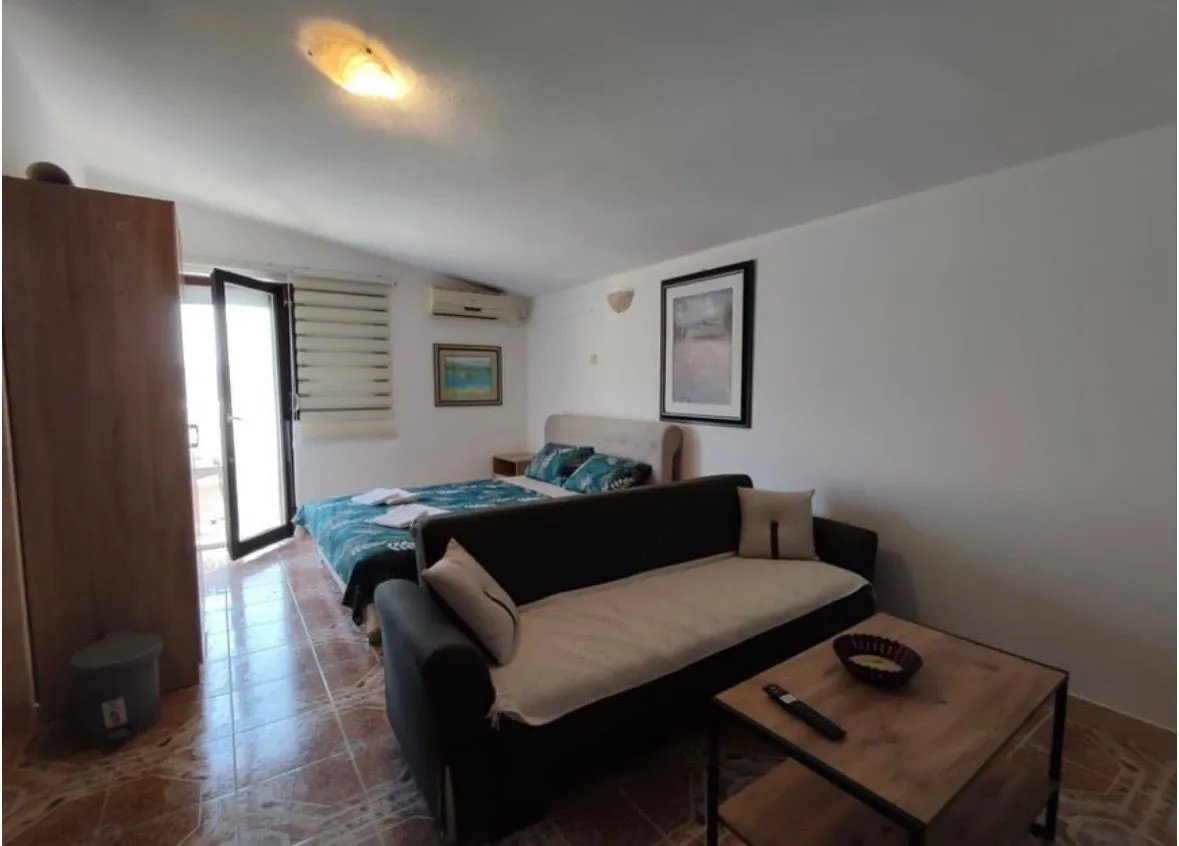 Rent, studio apartment, 30m², Šušanj, Bar