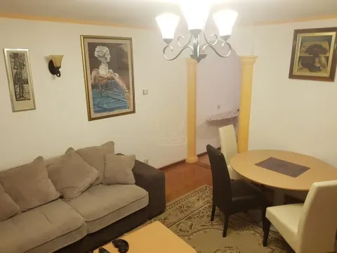 Rent, three bedroom apartment, 80m², Vračar Sve Podlokacije, Beograd - image 2