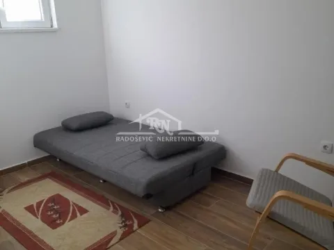 Izdavanje, jednosoban stan, 40m², Julino Brdo, Beograd - image 6