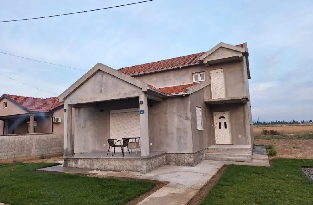 Rent, house, 170m², Cijevna, Podgorica