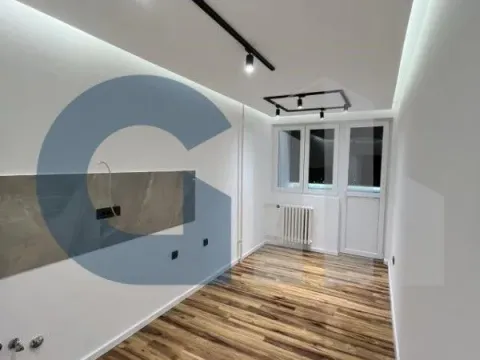 Prodaja, trosoban stan, 73m², Karaburma, Palilula Sve Podlokacije - image 5