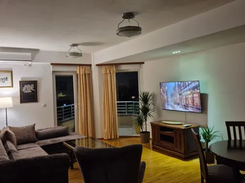 Izdavanje, dvosoban stan, 92m², Zabjelo, Podgorica - image 13