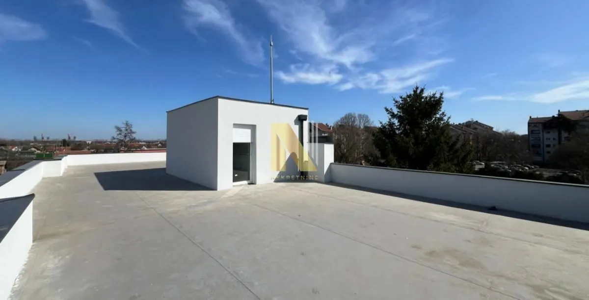 Prodaja, četvorosoban stan, 169m², Petrovaradin, Novi Sad
