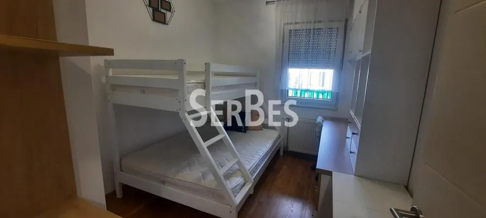 Izdavanje, jednosoban stan, 42m², Adamovićevo Naselje, Novi Sad Sve Podlokacije