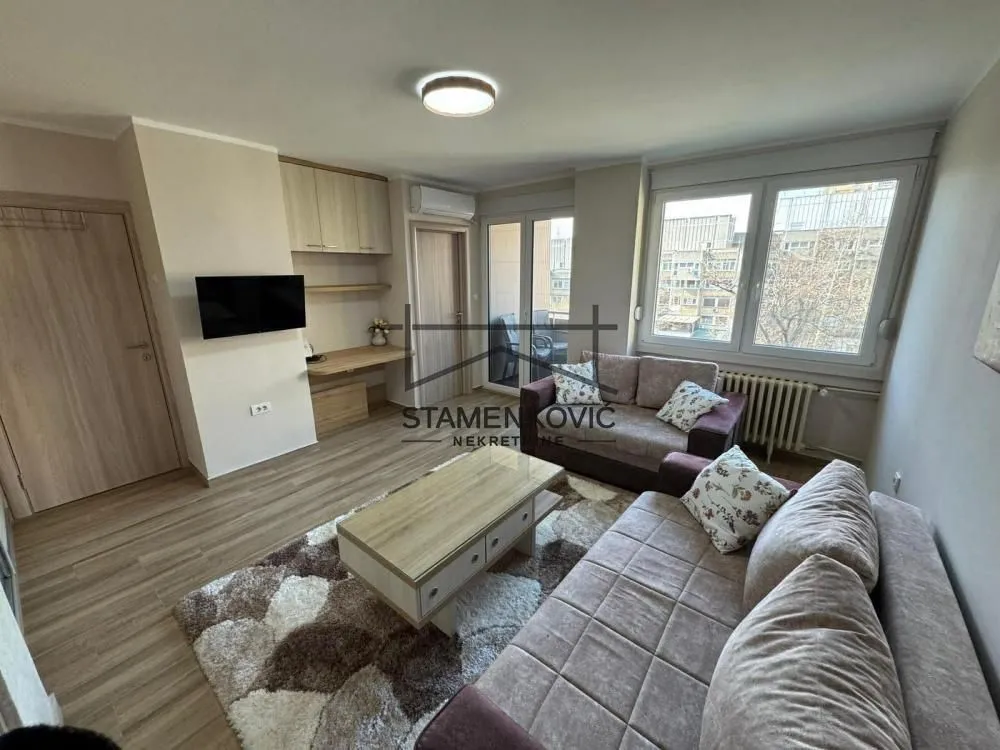 Izdavanje, dvosoban stan, 67m², Liman 3, Novi Sad Sve Podlokacije