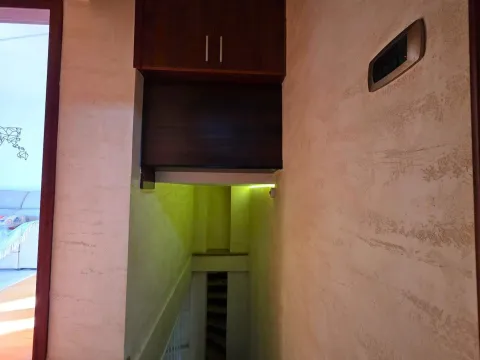 Izdavanje, dvosoban stan, 91m², Vezirov Most, Podgorica - image 20
