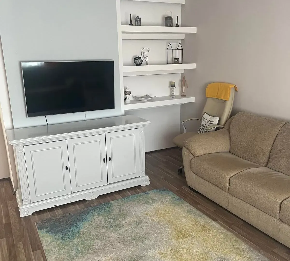 Rent, two bedroom apartment, 75m², Podgorica, Crna Gora