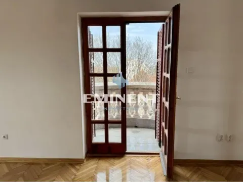 Izdavanje, četvorosoban stan, 130m², Severni Bulevar, Zvezdara Sve Podlokacije - image 15
