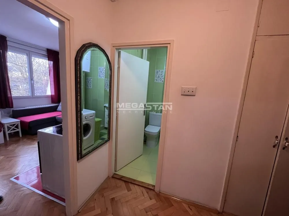 Prodaja, dvosoban stan, 40m², Novi Beograd Sve Podlokacije, Beograd