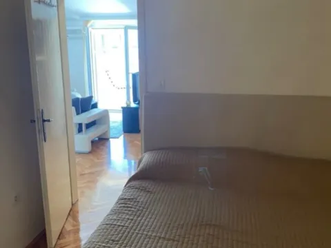 Izdavanje, dvosoban stan, 58m², Velji Vinogradi, Budva - image 7